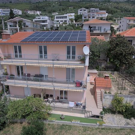 Apartments Nives Suhi Potok 耶塞尼采 外观 照片
