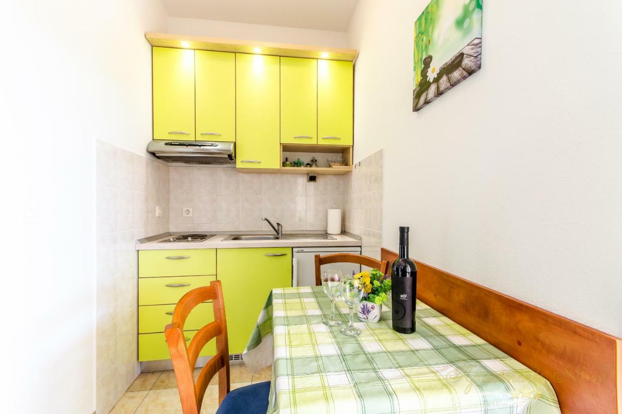 Apartments Nives Suhi Potok 耶塞尼采 外观 照片