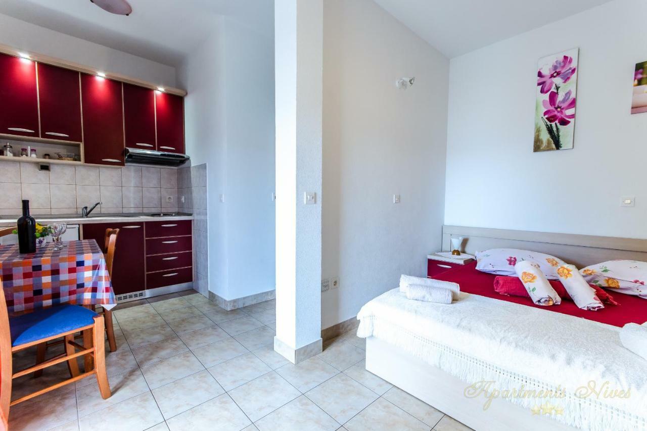 Apartments Nives Suhi Potok 耶塞尼采 外观 照片