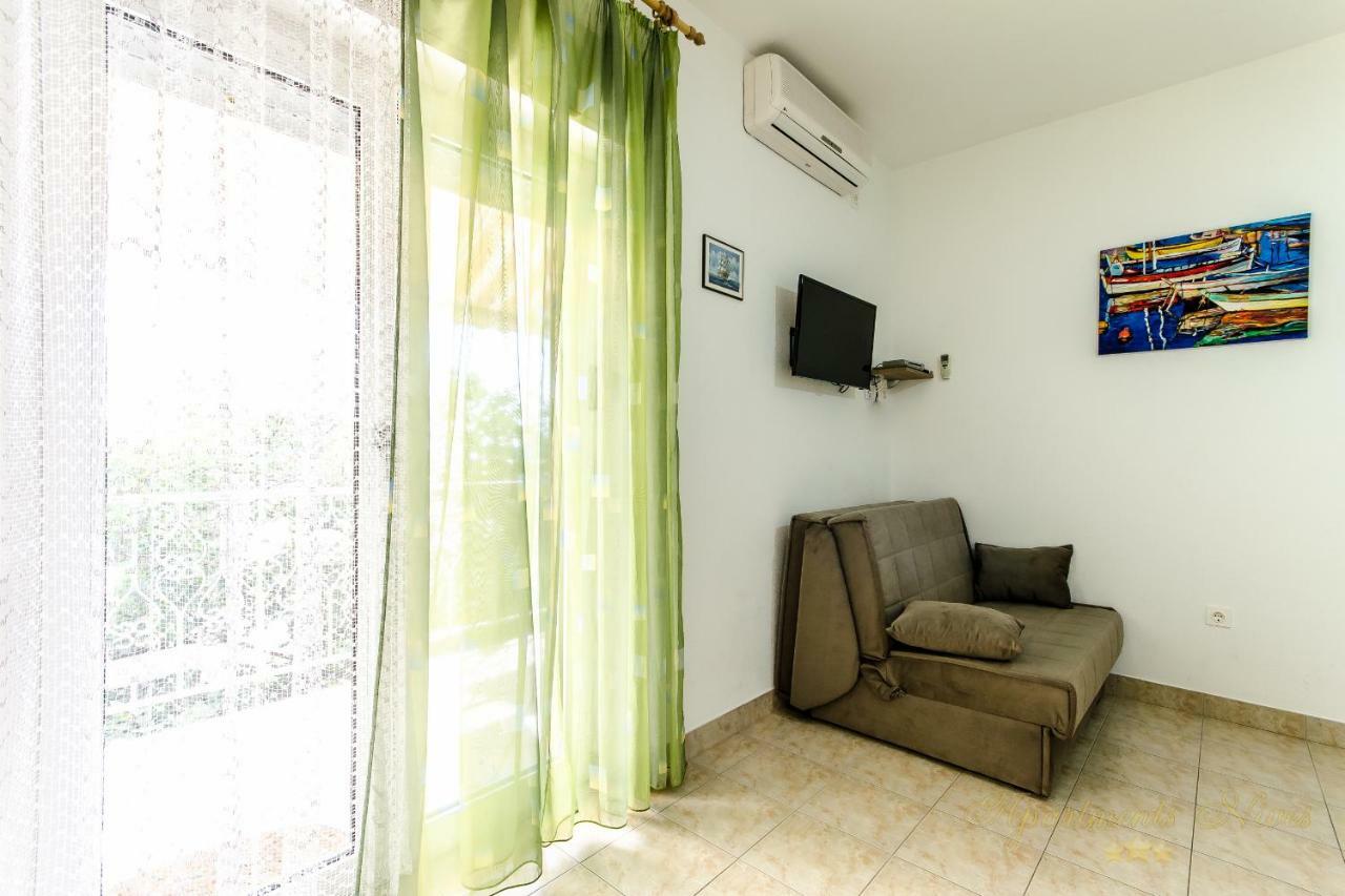 Apartments Nives Suhi Potok 耶塞尼采 外观 照片